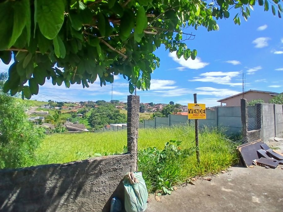 Terreno - Venda - Marf I - Bom Jesus dos Perd�es - SP