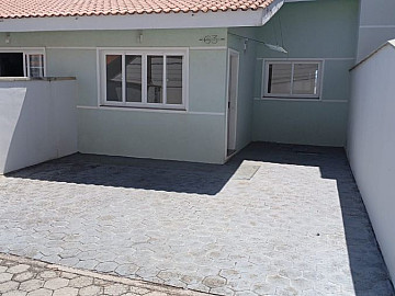 Casa em Condom�nio