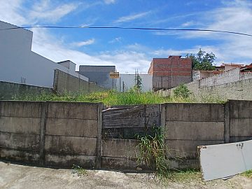 Terreno com projeto aprovado